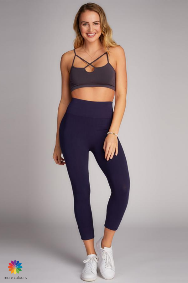 C'est Moi Bamboo Knit Cropped High Waisted Legging – C'est Sera + Kelly  Wollf